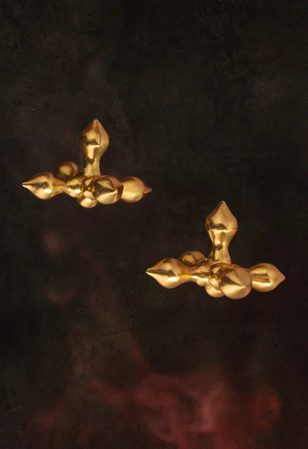 Crucifix earring - Image 5