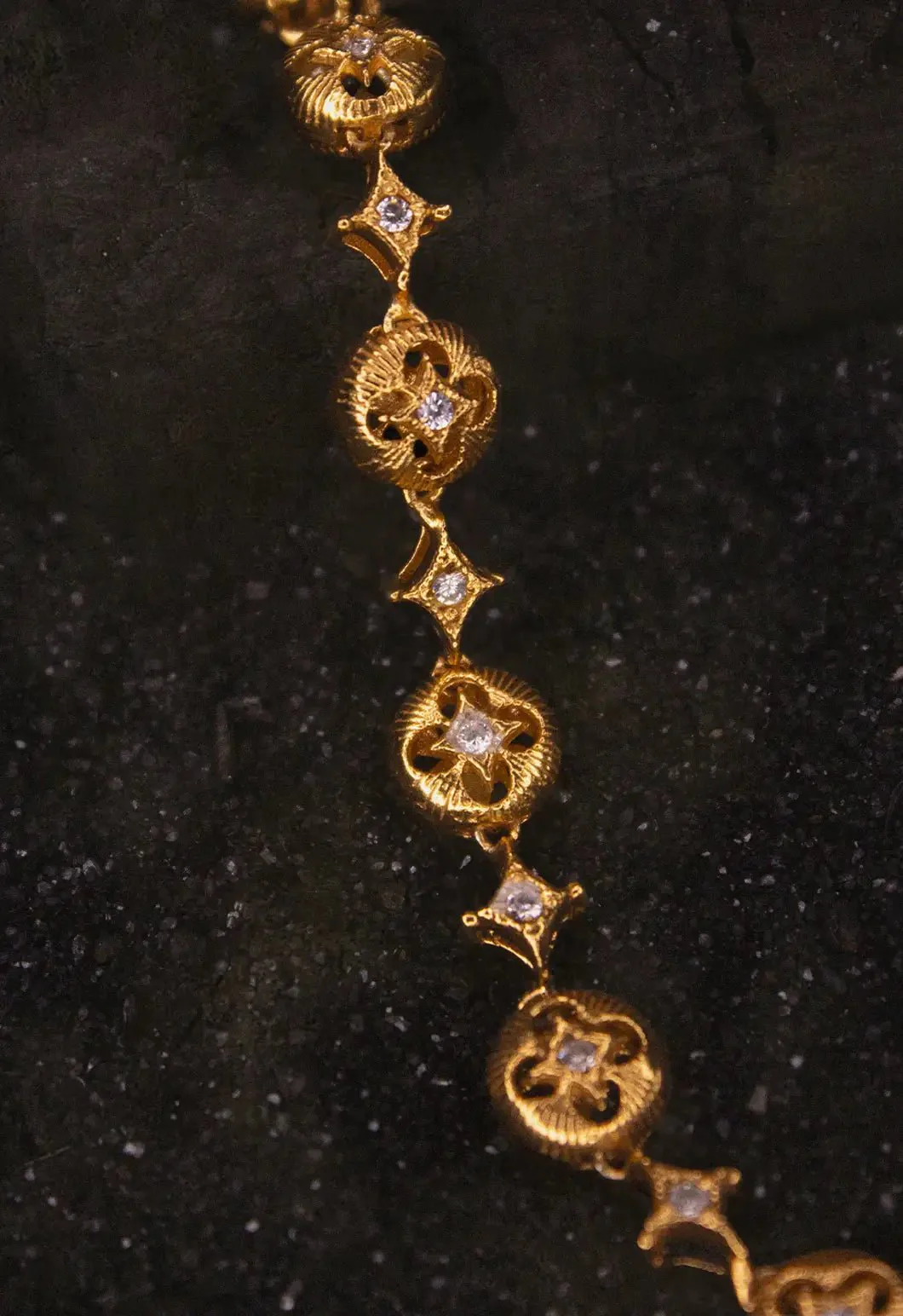 Oblivion Neckpiece - Image 5