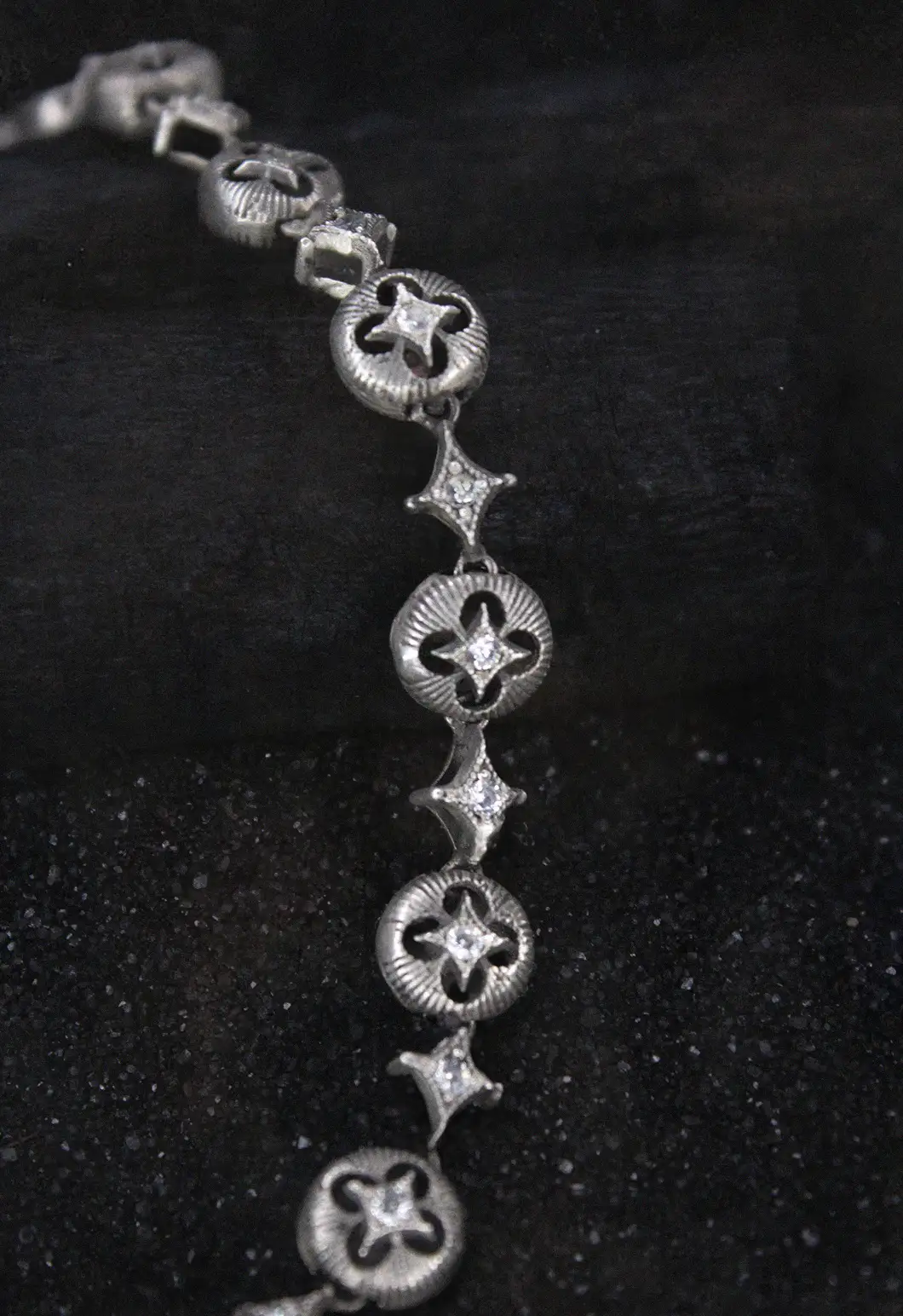 Oblivion Neckpiece - Image 8