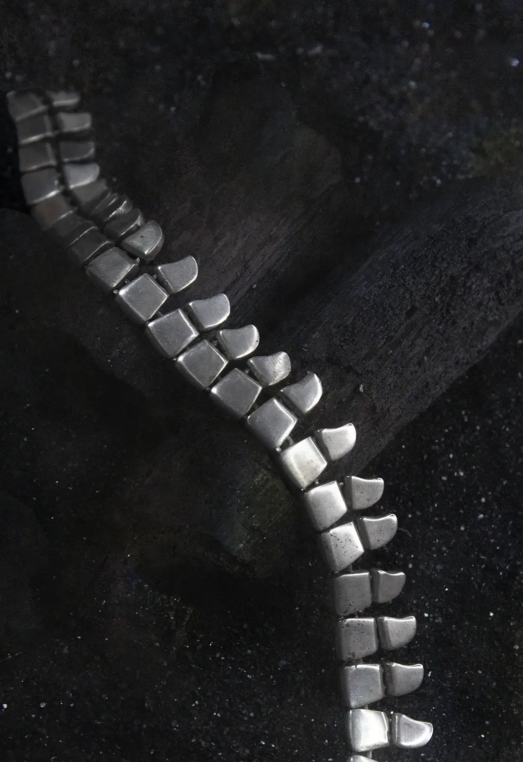 Restless Neckpiece - Image 5