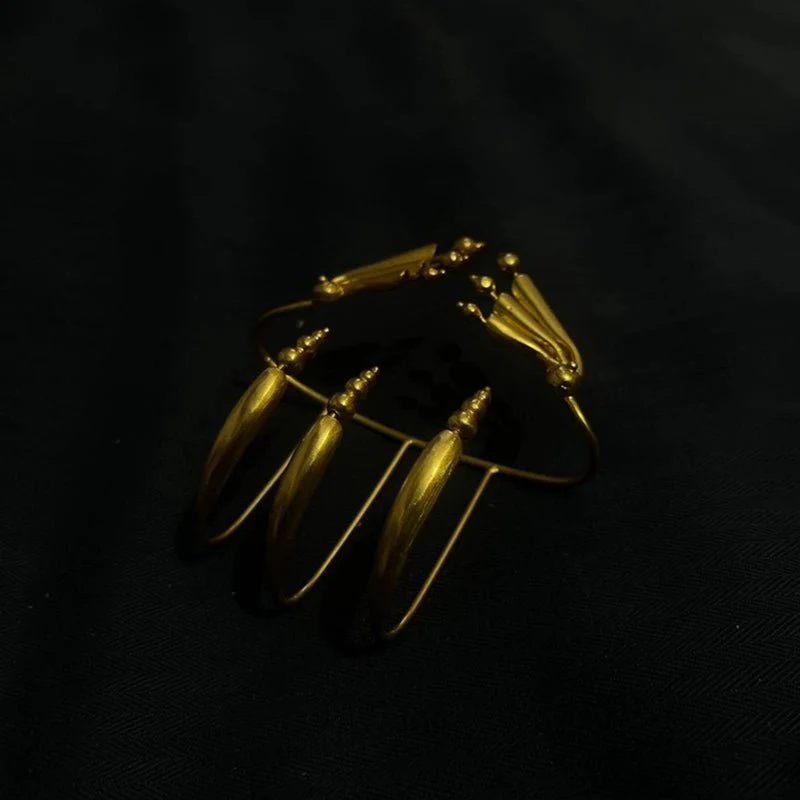 The Predator Palm Cuff - Image 4